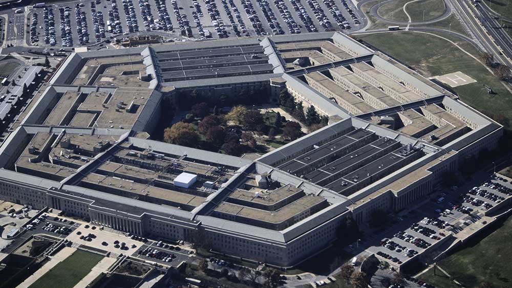 Pentagon pledges investigation into nude photo scandal 